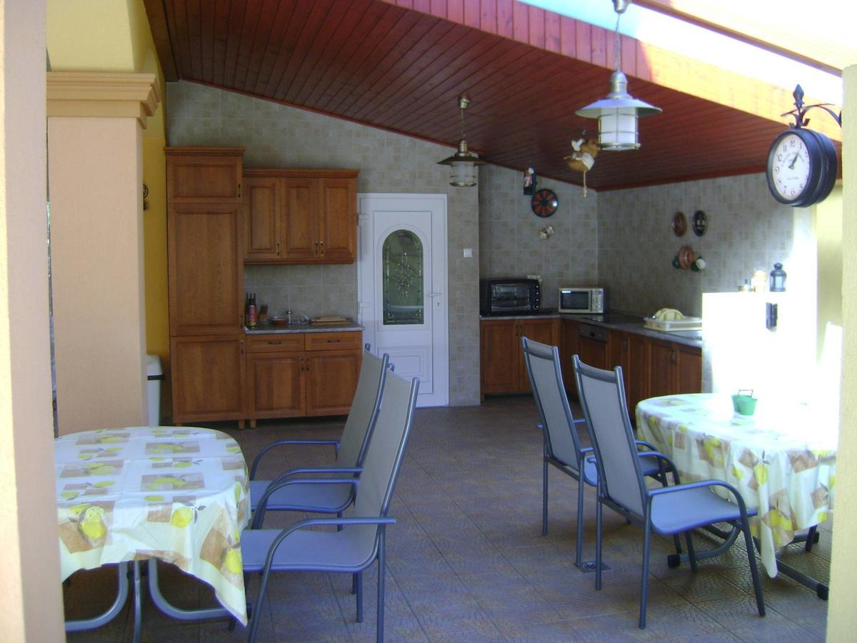 Villa Mikes Siofok Exterior photo